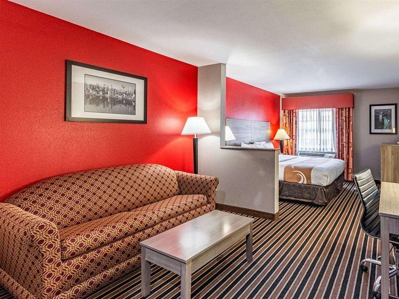Quality Suites I-44 Tulsa Ngoại thất bức ảnh