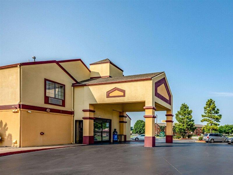Quality Suites I-44 Tulsa Ngoại thất bức ảnh