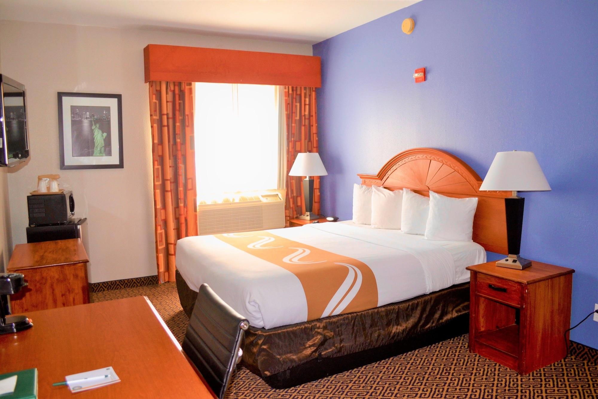 Quality Suites I-44 Tulsa Ngoại thất bức ảnh