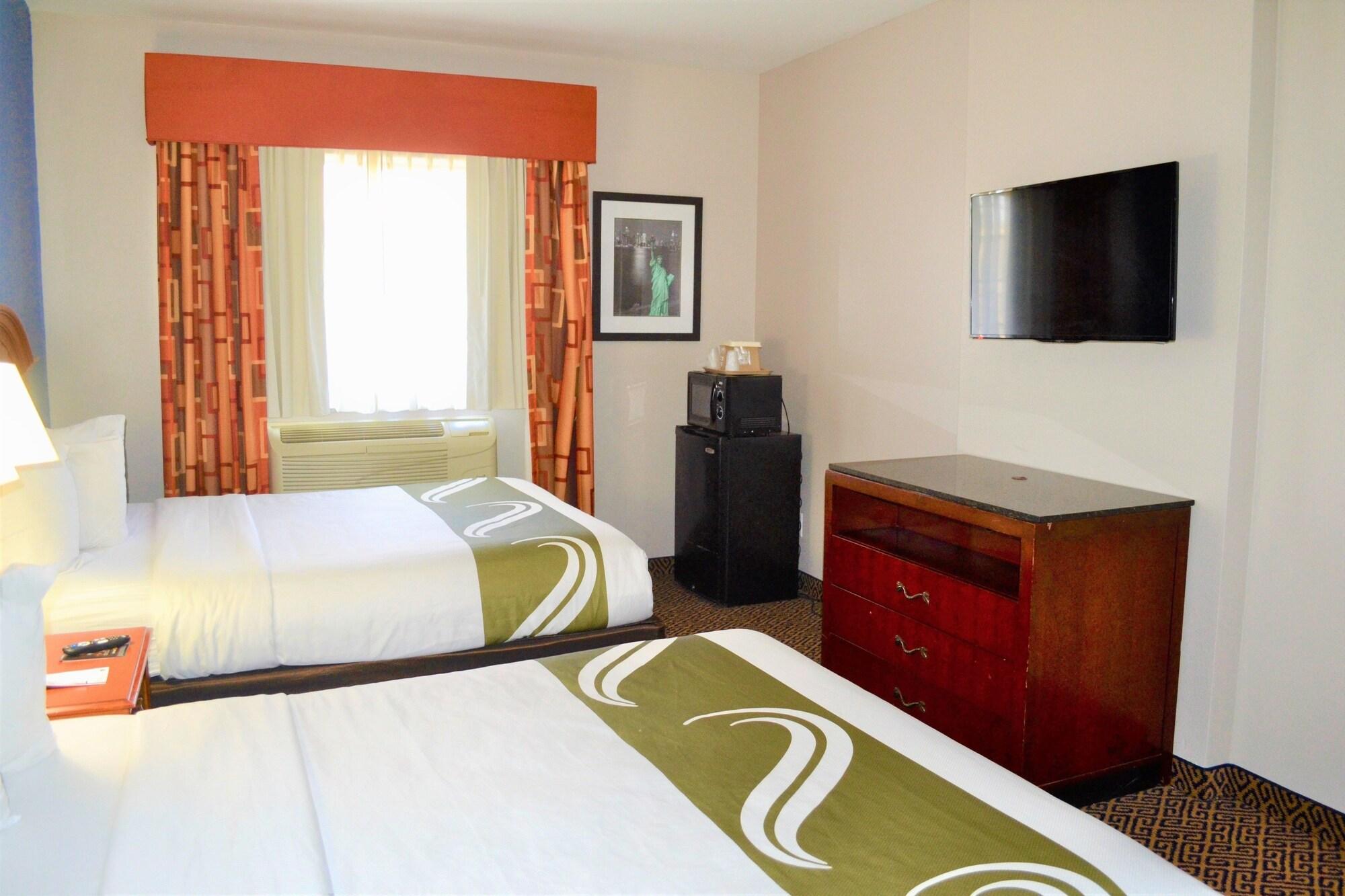 Quality Suites I-44 Tulsa Ngoại thất bức ảnh
