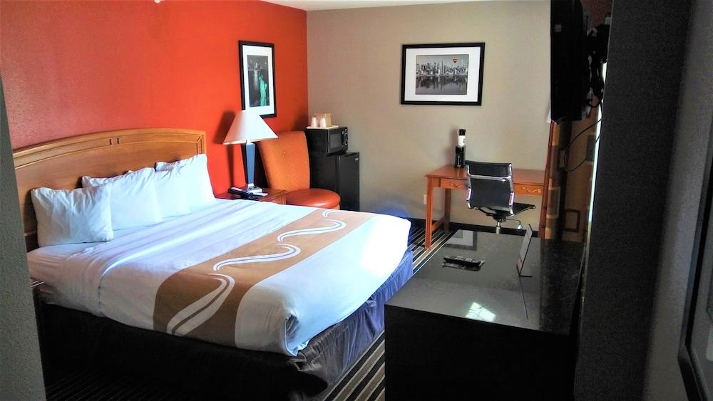 Quality Suites I-44 Tulsa Ngoại thất bức ảnh