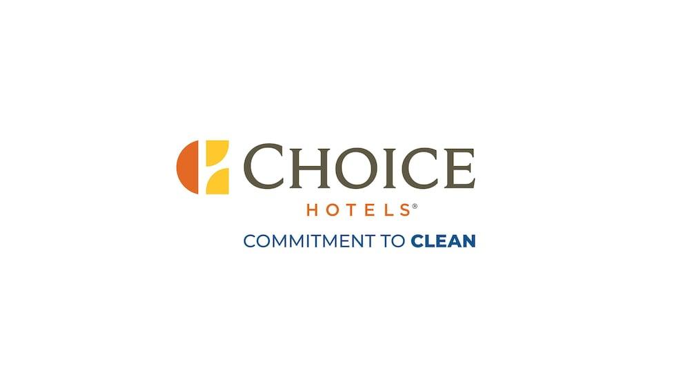 Quality Suites I-44 Tulsa Ngoại thất bức ảnh