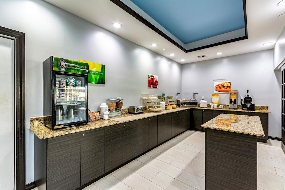 Quality Suites I-44 Tulsa Ngoại thất bức ảnh